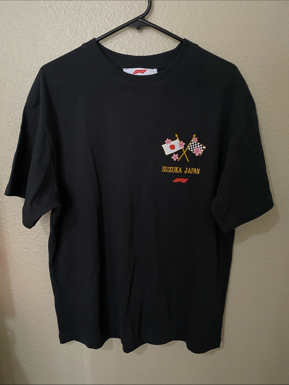 Formula 1 x Pacsun Suzuka Sakura Black T-Shirt